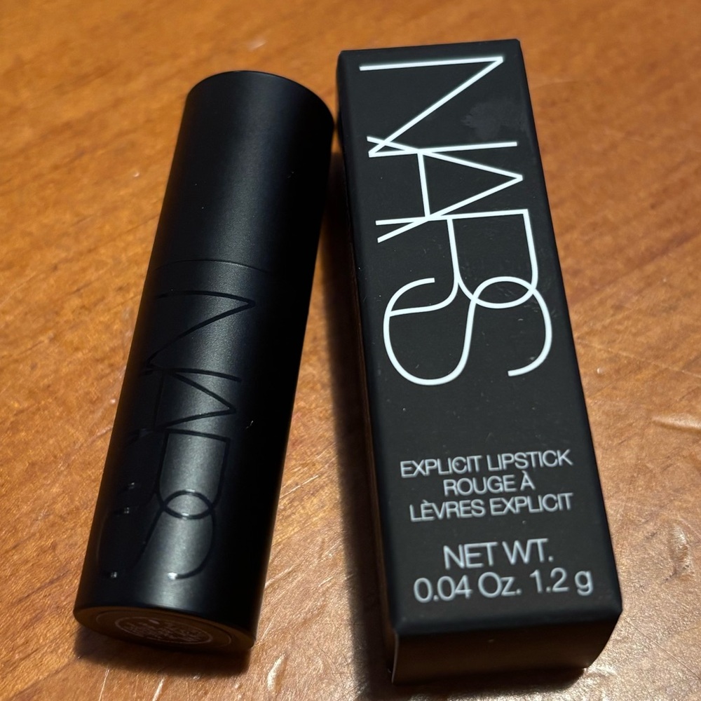 NARS Explicit Lipstick - Picture 3 of 16